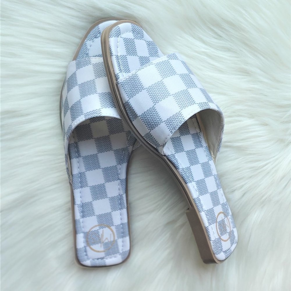 𝔹𝕆𝔾𝕆 Grey Checker Vegan Leather Slide Sandals - Picture 5 of 7